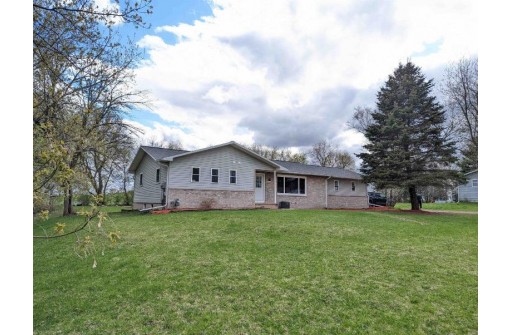 5589 W Netherwood Rd, Oregon, WI 53575