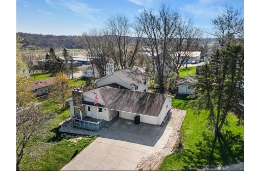 304 Holland Lane, Hollandale, WI 53544