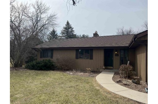 3235 Hemmingway Dr, Janesville, WI 53545