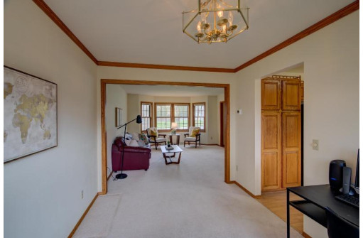 1533 Twilight Trail, Madison, WI 53716