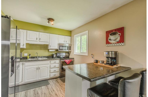 6417 Bettys Lane, Madison, WI 53711