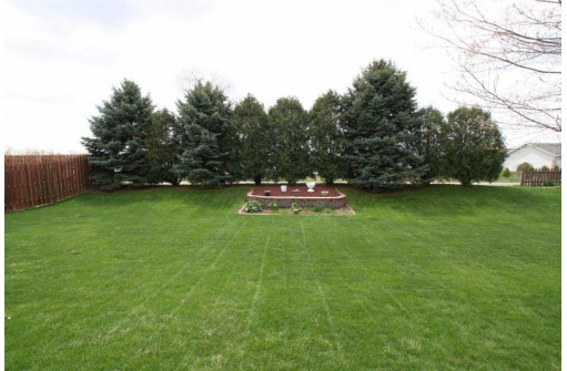 1140 Bruin Lane, Janesville, WI 53545