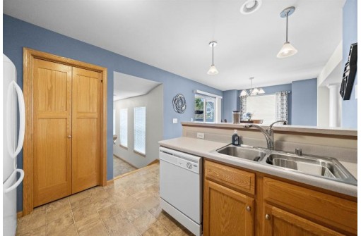 7470 East Pass, Madison, WI 53719