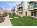 2420 Independence Lane 210, Madison, WI 53704