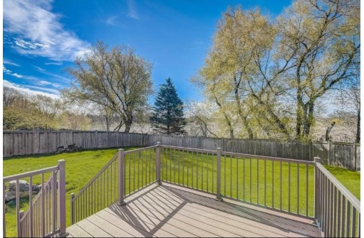 1749 Sapphire Way, Sun Prairie, WI 53590