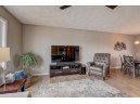 3140 Collingwood Dr, Sun Prairie, WI 53590