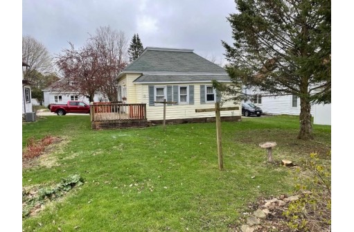 314 S Linn St, Dodgeville, WI 53533