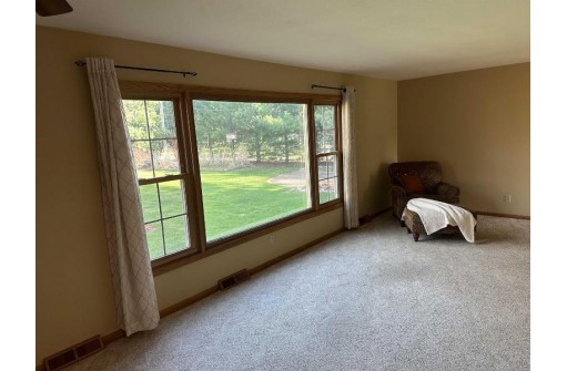 1508 S Ridge Road, Beloit, WI 53511