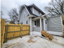 1146 Hackett St, Beloit, WI 53511-4325