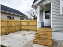 1146 Hackett St, Beloit, WI 53511-4325