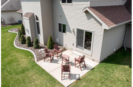 2169 Yahara Cir, De Pere, WI 54115