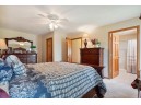 3925 Curry Ln, Janesville, WI 53546