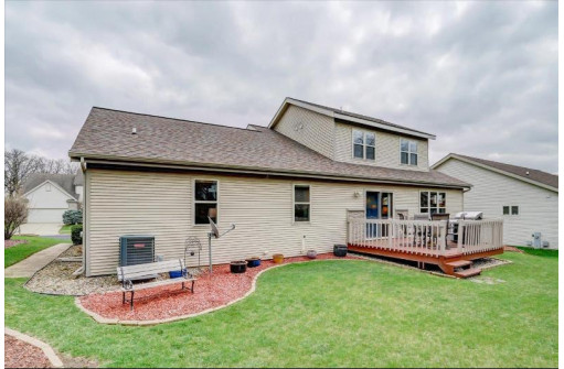 1446 Starr Grass Dr, Madison, WI 53719