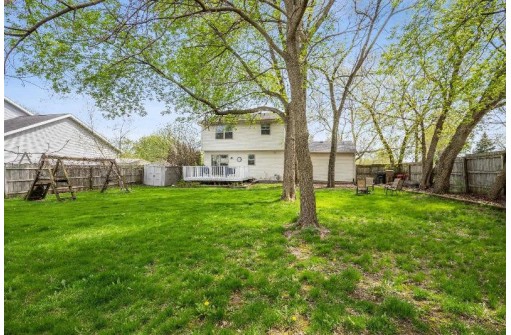 2 Book Ct, Madison, WI 53713