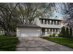 2 Book Ct Madison, WI 53713