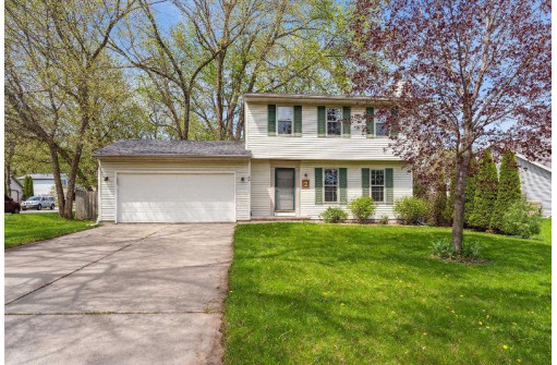 2 Book Ct, Madison, WI 53713