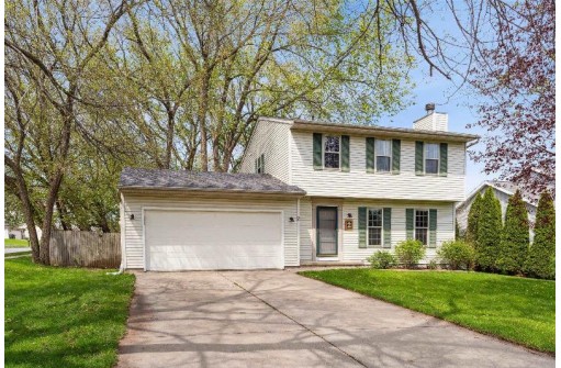 2 Book Ct, Madison, WI 53713