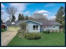 623 N Ferry Dr, Lake Mills, WI 53551