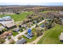 883 Iroquois Cir, Baraboo, WI 53913