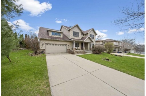 9809 Soaring Sky Run, Verona, WI 53593