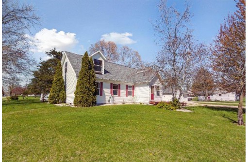 1007 15th St, Brodhead, WI 53520