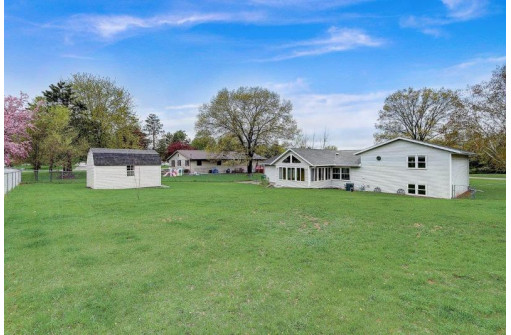 N6421 Raven Road, Pardeeville, WI 53954