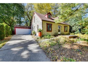 572 Gately Terr Madison, WI 53711