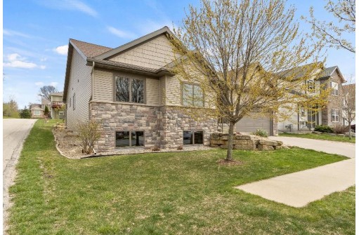 2305 Bedner Road, Madison, WI 53719-4658