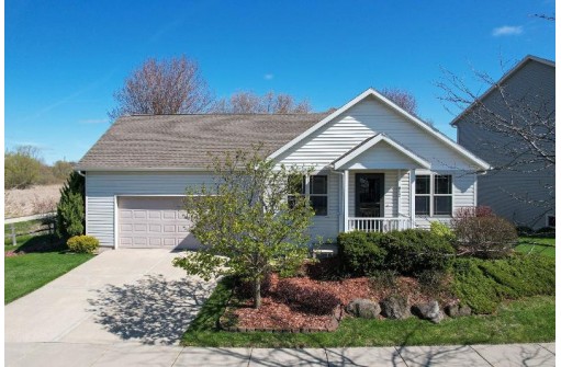 812 Robin Drive, Sun Prairie, WI 53590