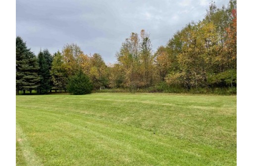 E Hayley Ln, Milton, WI 53563