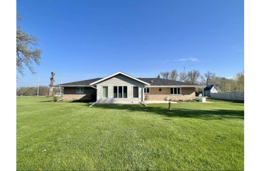 5138 E County Road S, Beloit, WI 53511-7817