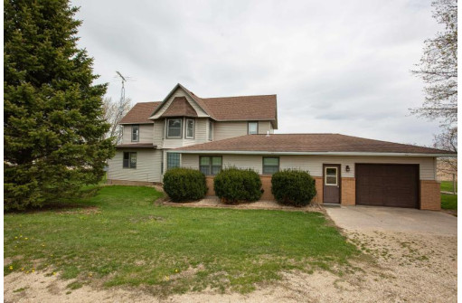 8124 Stage Rd, Lancaster, WI 53813