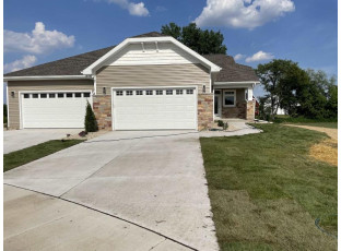 2949 Bronze Leaf Lane Sun Prairie, WI 53590