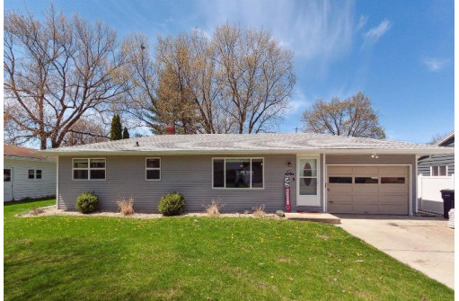 1523 N Concord Drive, Janesville, WI 53545