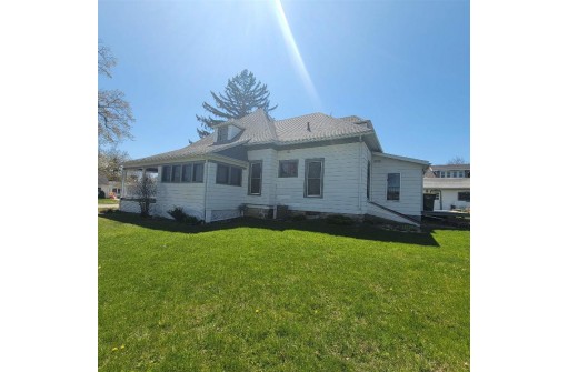 830 10th Street, Fennimore, WI 53809-0000