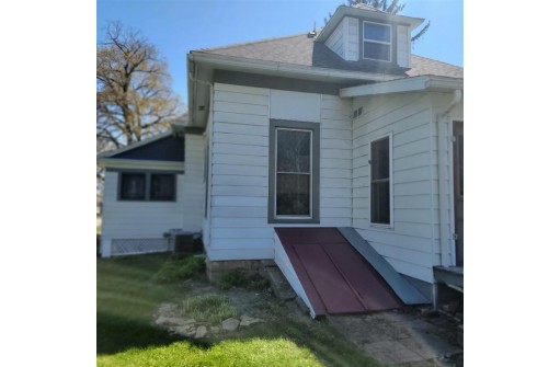 830 10th Street, Fennimore, WI 53809-0000