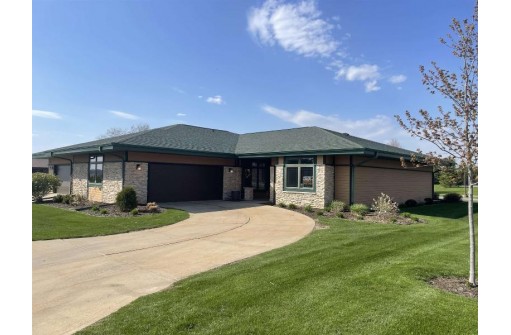 9202 Windy Point, Verona, WI 53593