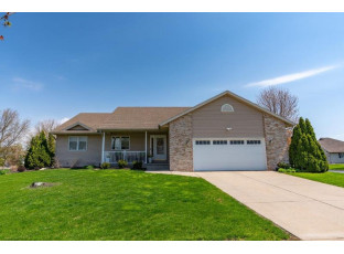 700 Stonehaven Drive Sun Prairie, WI 53590