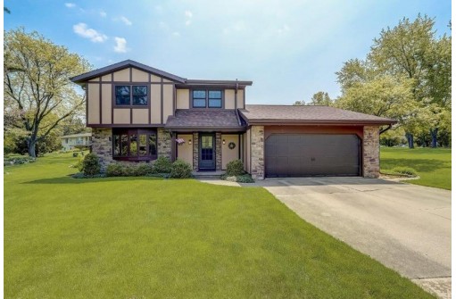 7729 Kempfer Lane, Verona, WI 53593