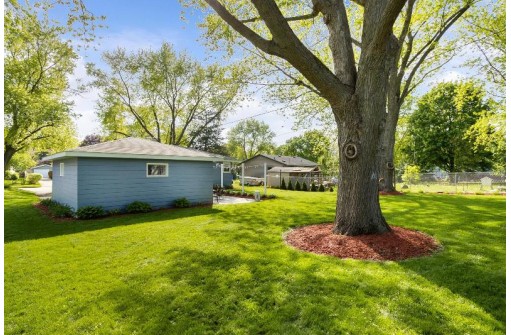 4637 Elgar Lane, Madison, WI 53704