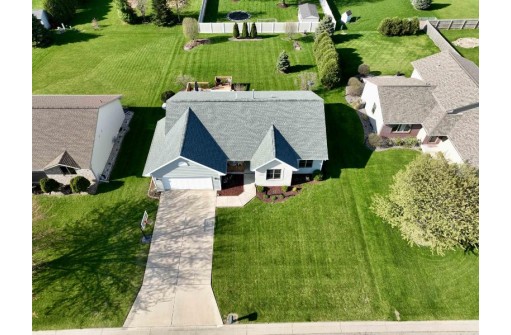 2458 Stonefield Lane, Janesville, WI 53546