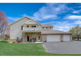 W11575 Island View Court Lodi, WI 53555-9675