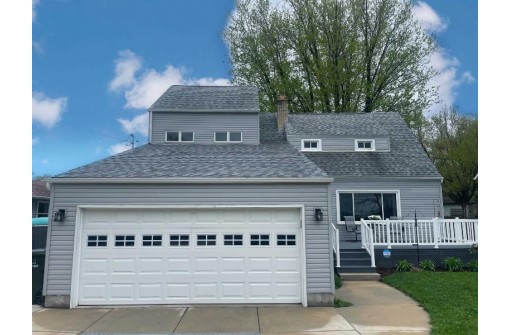 5219 Irish Ln, Fitchburg, WI 53711