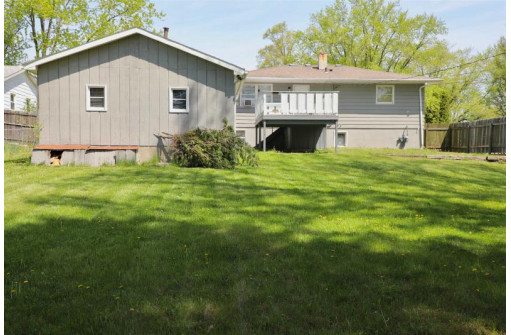 2150 Merrill Ave, Beloit, WI 53511