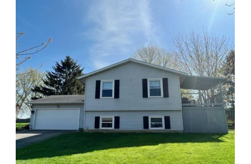 908 Liberty Drive, DeForest, WI 53532