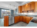 125 N Hamilton St 902, Madison, WI 53703