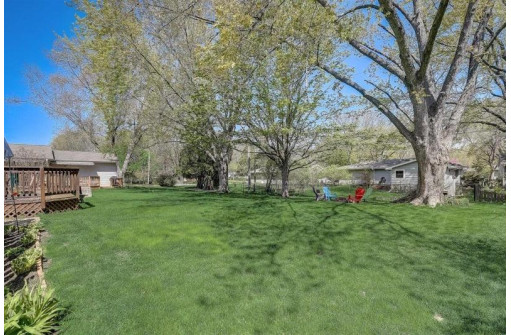 5768 Monticello Way, Fitchburg, WI 53719