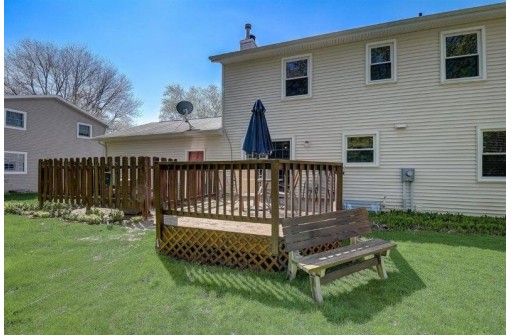 5768 Monticello Way, Fitchburg, WI 53719