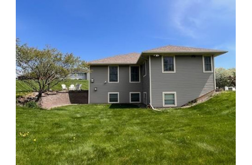 423 Ridgeview Court, Tomah, WI 54660