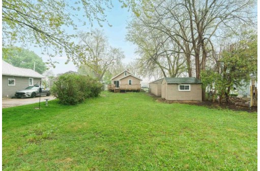 1407 Woodman Rd, Janesville, WI 53545